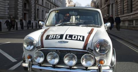 London Landmarks In A British Classic Car - May 2027