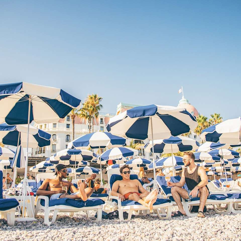 London to Athens with Greek Island Hopping - Contiki - England - Image 6