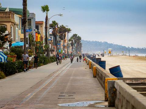 Los Angeles, Las Vegas & San Francisco - 15 Days - Winter Tours