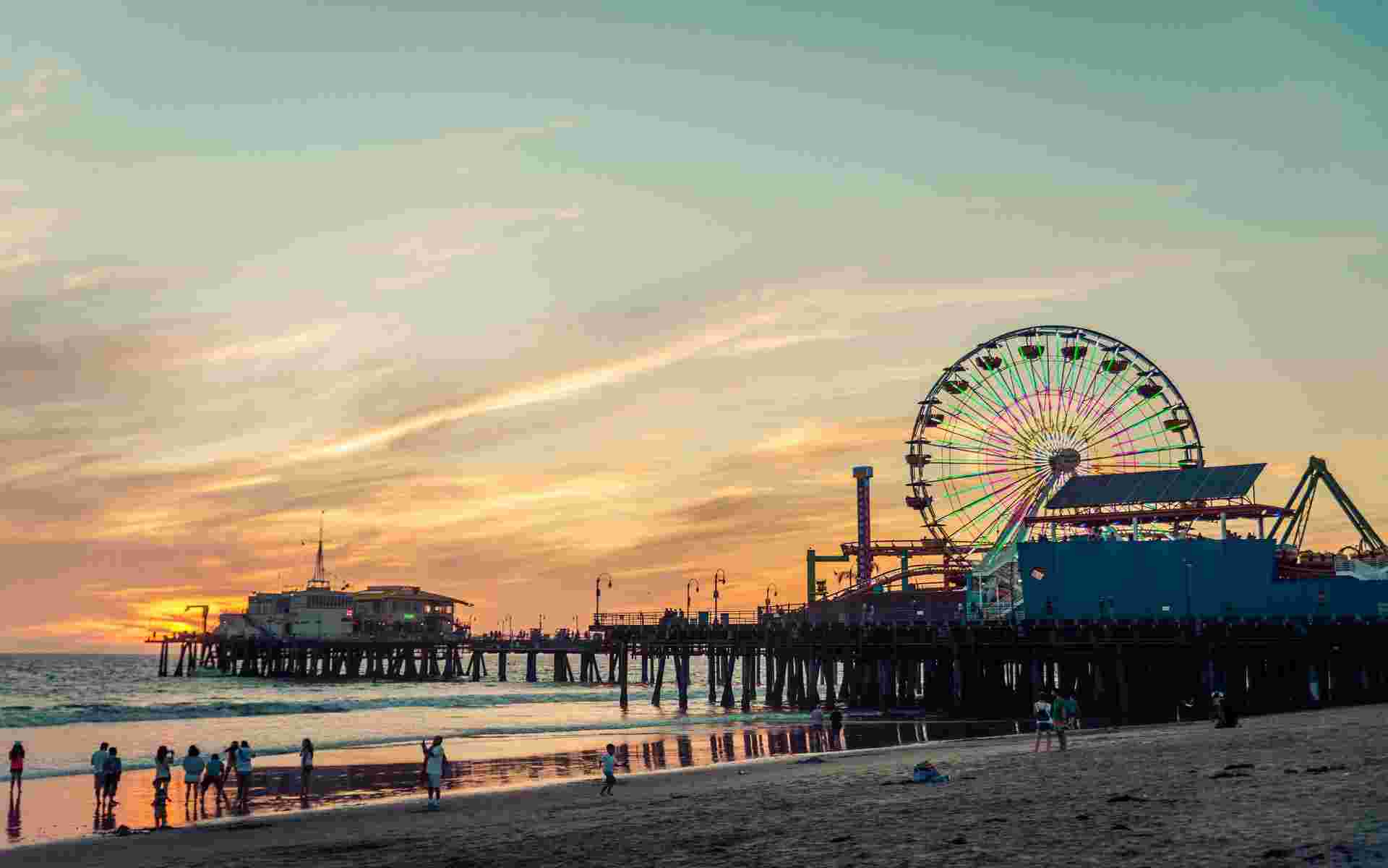 Los Angeles, Las Vegas, and the Grand Canyon, Ending in LAX