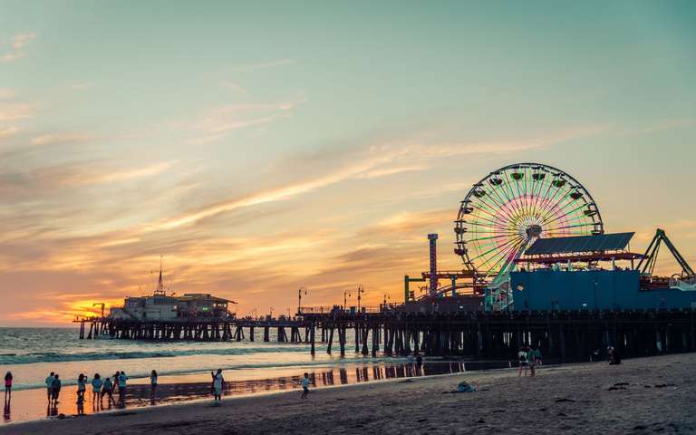 Los Angeles, Las Vegas, and the Grand Canyon, Ending in LAX trip - alternative tour available