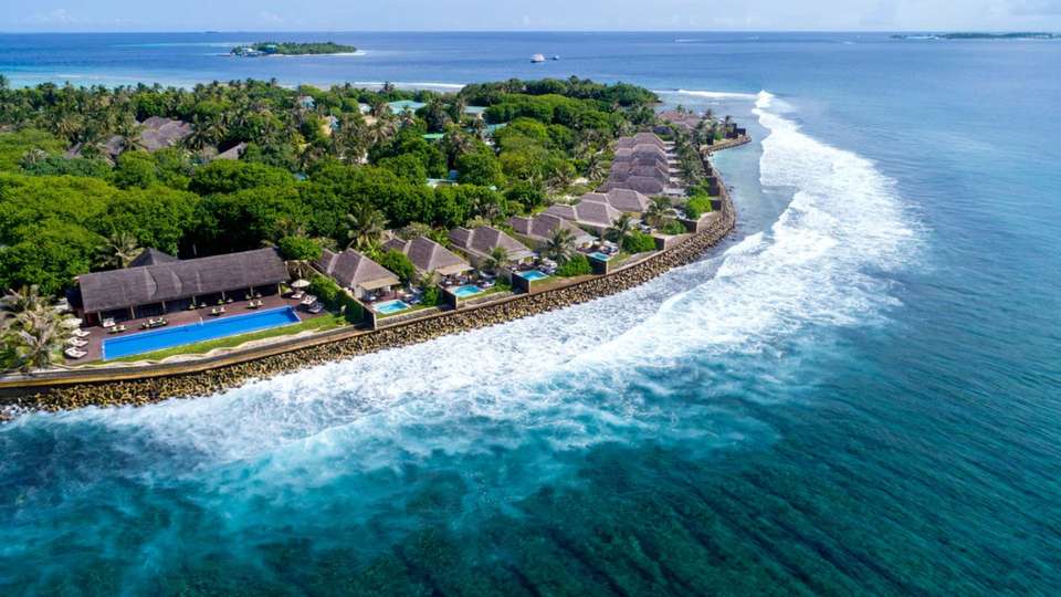 Luxury Dubai and the Maldives - undefined - Image 8