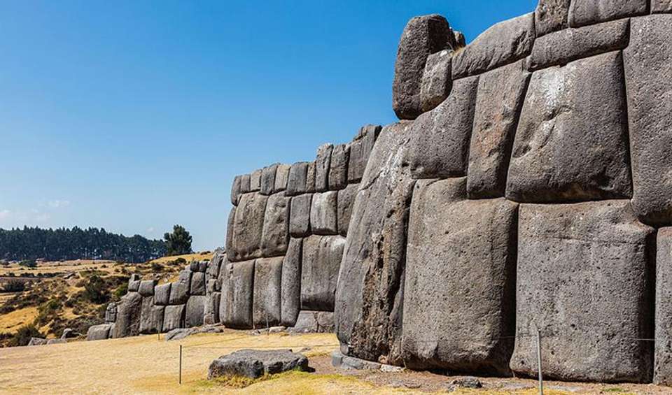 Machu Picchu by Car Backpacker Experience 2D/1N (Return by Train) - Bamba - Peru - Image 2