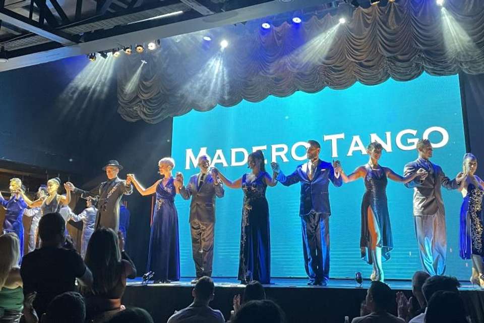 Madero Tango Executive Dinner & Tango Show - Tangol Tours - Argentina - Image 8