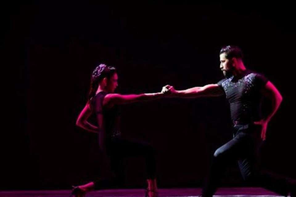 Madero Tango Iguazú Premium Dinner & Tango Show - Tangol Tours - Argentina - Image 8