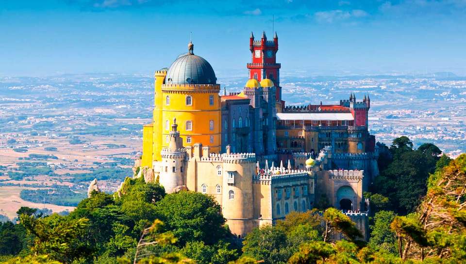 Madrid and Lisbon - Europamundo - Spain - Image 8
