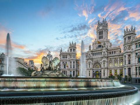 Europe Budget Tours: Madrid, Morocco & Andalucia (superior) - 16 Days