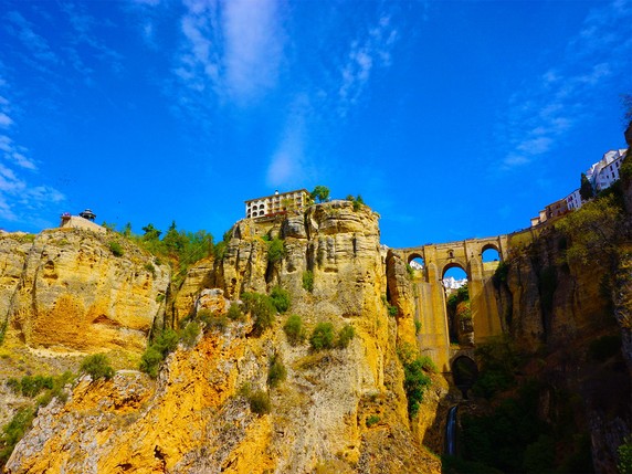 Image 5 of 13