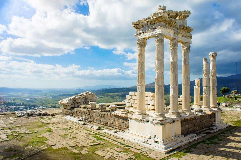 Istanbul, Gallipoli, Troy, Pergamon & Kusadasi Tour - Destination Services - Turkey - Image 9