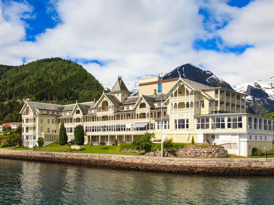 Magic of the Fjords Encompassed - 12 days - On The Go Tours - Norway - Image 7