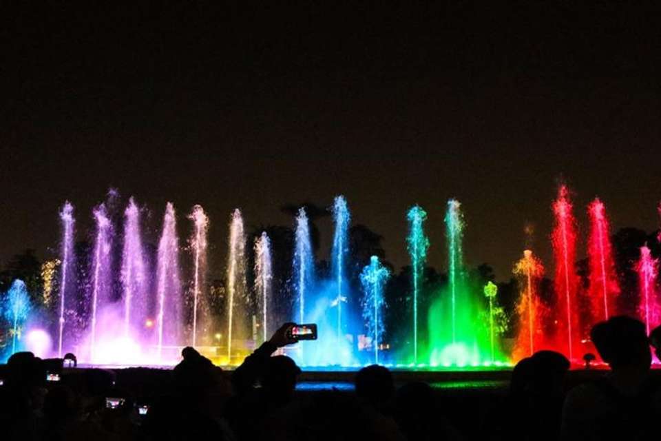 Magic Water Circuit Tour in Lima - Tangol Tours - Peru - Image 4