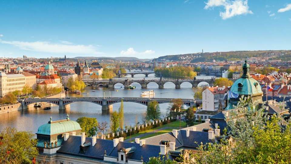 Magical Christmas in Prague (port-to-port cruise) - Tweet World Travel - Czech Republic - Image 5