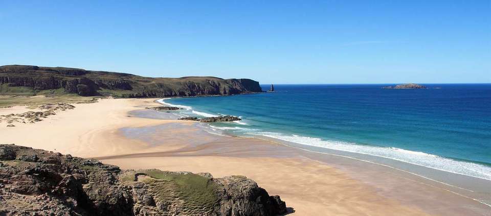 Magnificent Sandwood Bay - Mckenzie Mountaineering - England - Image 2