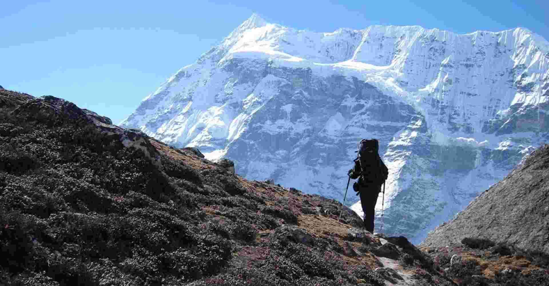 Makalu Base Camp Trek.