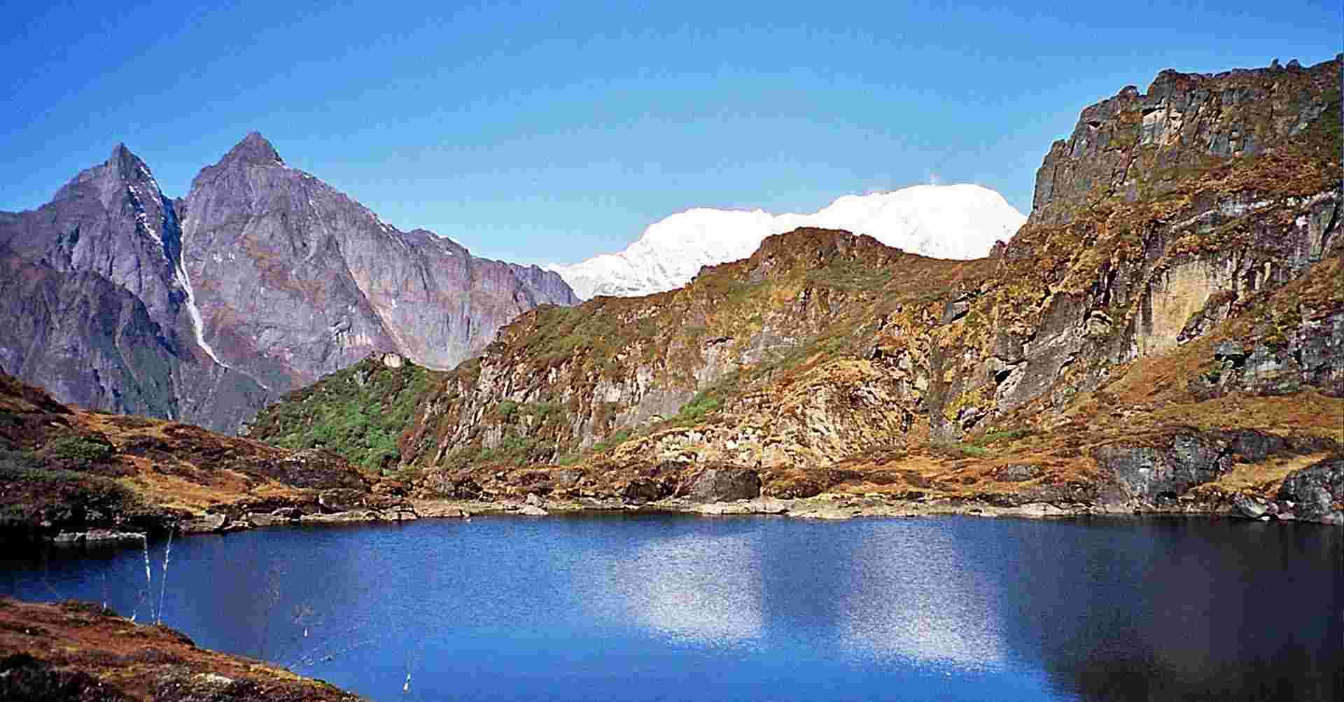 Makalu Base Camp trek