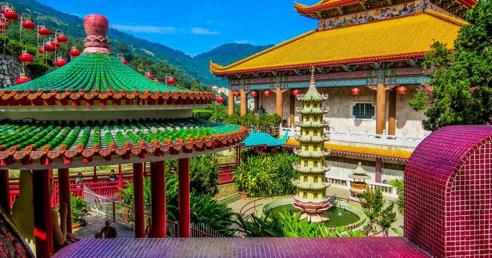 Malaysia and Singapore Explorer - Explore - Singapore - Image 6