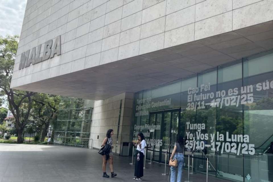 Malba Museum & Walking Tour - Tangol Tours - Argentina - Image 7