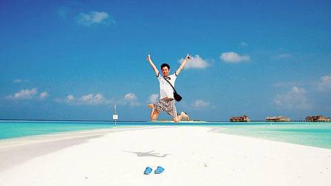 Chill Out Tour: Maldives Uncovered