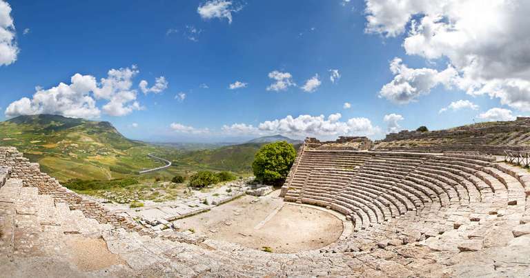 Italy Active and outdoor Tour: Malta and Gozo Discovery + Classical Sicily