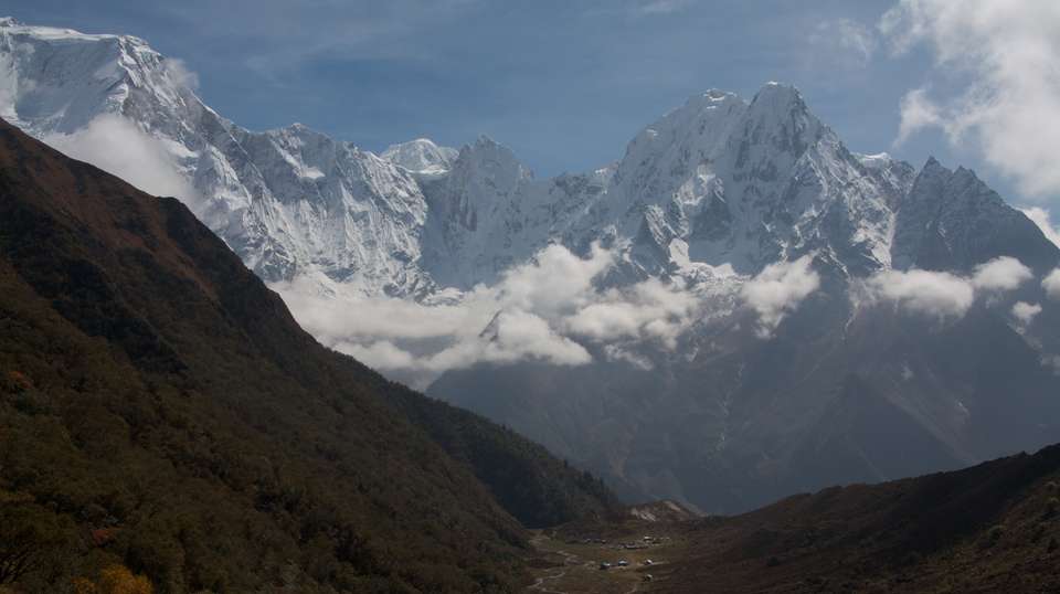 Manaslu Around Trek - Buddha Treks And Expedition - Nepal - Image 4