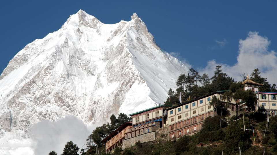Manaslu Around Trek - Buddha Treks And Expedition - Nepal - Image 9
