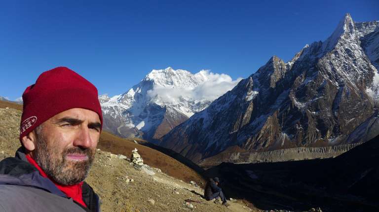 Manaslu Around Trek trip - alternative tour available