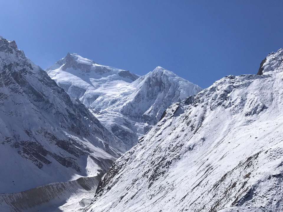 Image 6 of 24