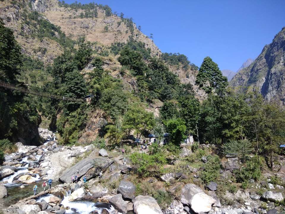 Image 4 of 24