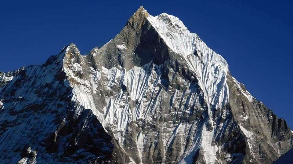 Manaslu Circuit Trek: Nineteen Days - Alpine Club Of Himalaya - Nepal - Image 2
