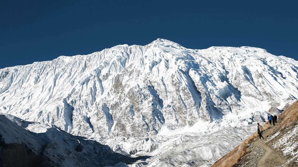 Manaslu Circuit Trek: Nineteen Days - Alpine Club Of Himalaya - Nepal - Image 3