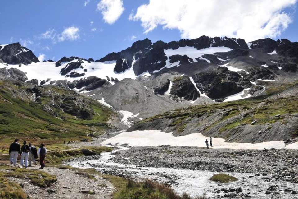 Martial Glacier Trekking - Tangol Tours - Argentina - Image 2