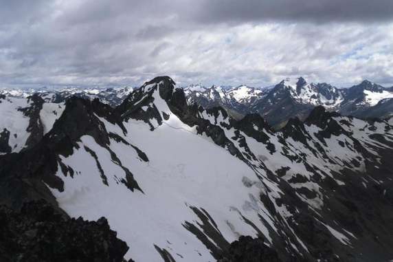Image 4 of 6