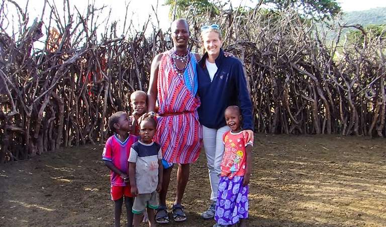 Kenya Tours for Young Adults: Masai Mara Interactive Safari 3D/2N