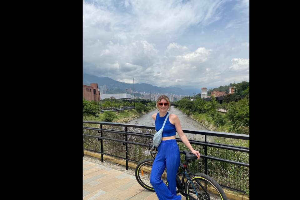 Medellín Bike Tour: Explore the City’s Best Spots - undefined - Image 6