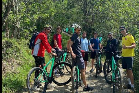 Medellín: Mountain Bike Tour With Lunch & Pickup - July 2026