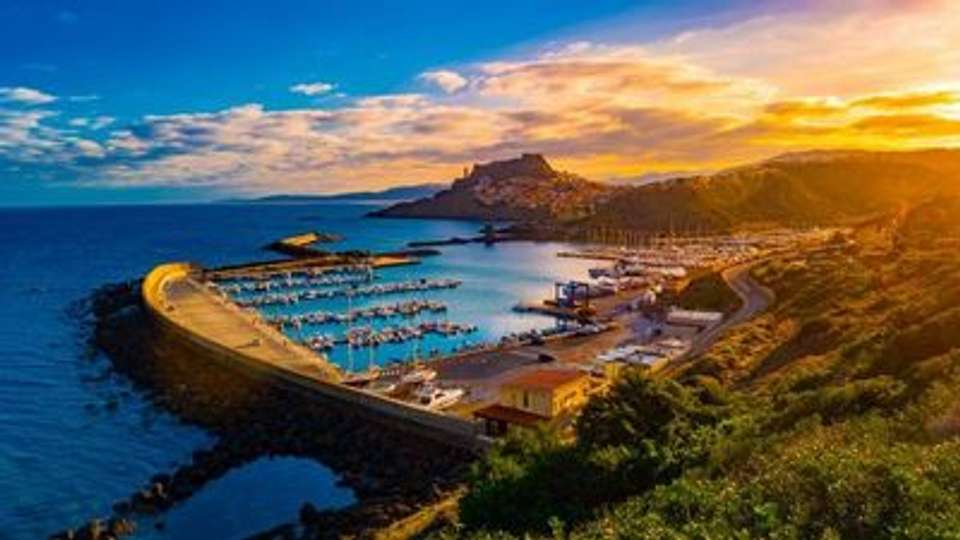 Mediterranean Arts & Splendours: Corsica, Sardinia and the scents of Italy - Exceptional stopovers from Napoleon to the Medici: Rome, Pisa, Naples, Castelsardo and Ajaccio (port-to-port package) - Croisieurope - France - Image 4