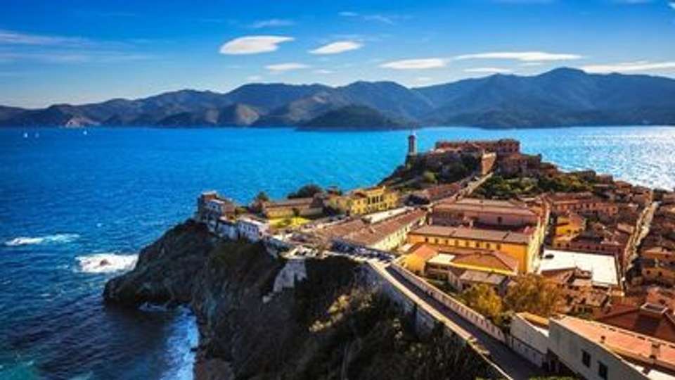 Mediterranean Arts & Splendours: Corsica, Sardinia and the scents of Italy - Exceptional stopovers from Napoleon to the Medici: Rome, Pisa, Naples, Castelsardo and Ajaccio (port-to-port package) - Croisieurope - France - Image 9