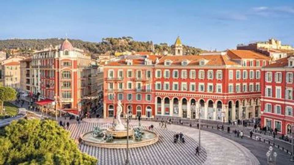 Mediterranean Arts & Splendours: Corsica, Sardinia and the scents of Italy - Exceptional stopovers from Napoleon to the Medici: Rome, Pisa, Naples, Castelsardo and Ajaccio (port-to-port package) - Croisieurope - France - Image 12