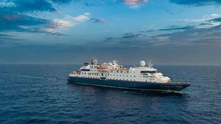 France Cruise Tour: Mediterranean Arts & Splendours: Corsica, Sardinia and the scents of Italy - Exceptional stopovers from Napoleon to the Medici: Rome, Pisa, Naples, Castelsardo and Ajaccio (port-to-port package)