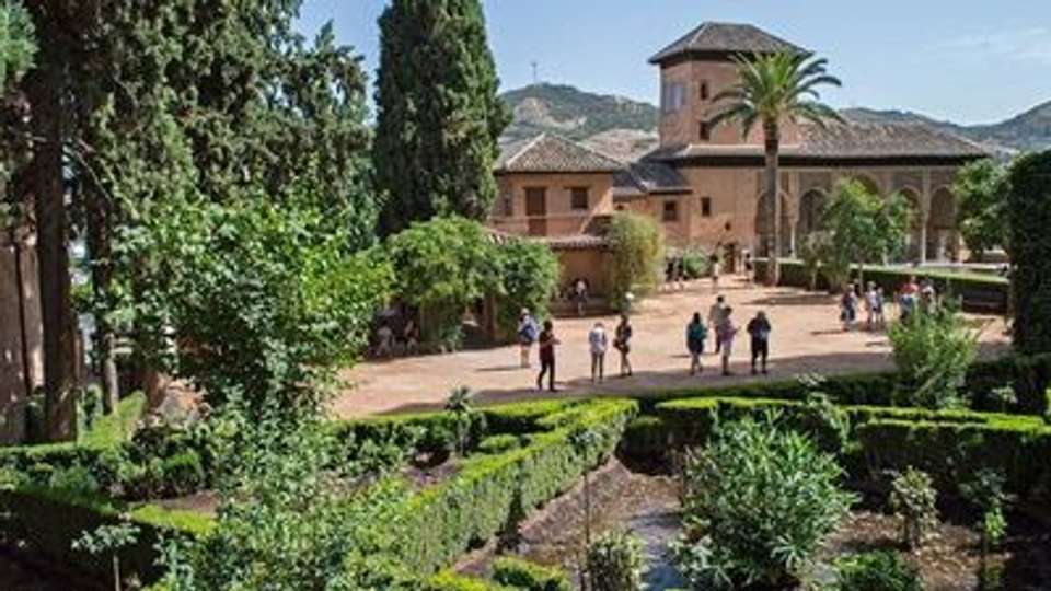 Mediterranean Legacies: From Andalusia to the Balearic Islands - Between Moorish Treasures and Enchanting Islands (port-to-port package) - Croisieurope - Spain - Image 2