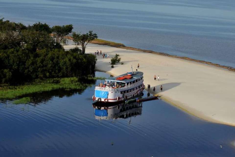 Meeting of the Waters and Pink Dolphin Tour - Tangol Tours - Brazil - Image 4