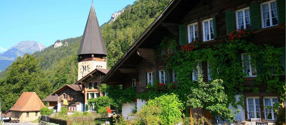 Meiringen: Panoramas of the Swiss Alps - 8 Days - World Expeditions - Switzerland - Image 8