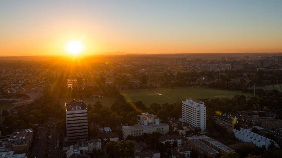 Melbourne Sunrise Hot Air Balloon Flight - Picture This Ballooning - Australia - Image 2