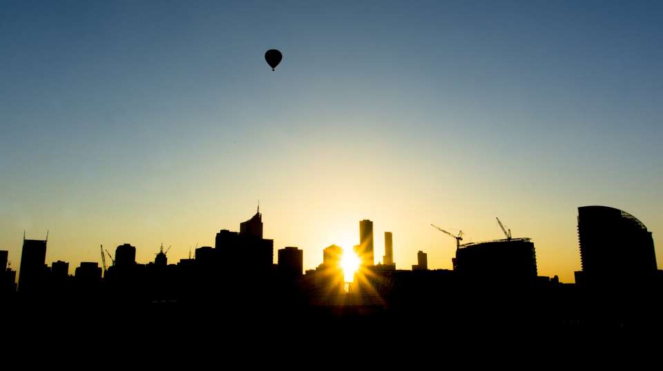 Melbourne Sunrise Hot Air Balloon Flight - Picture This Ballooning - Australia - Image 4