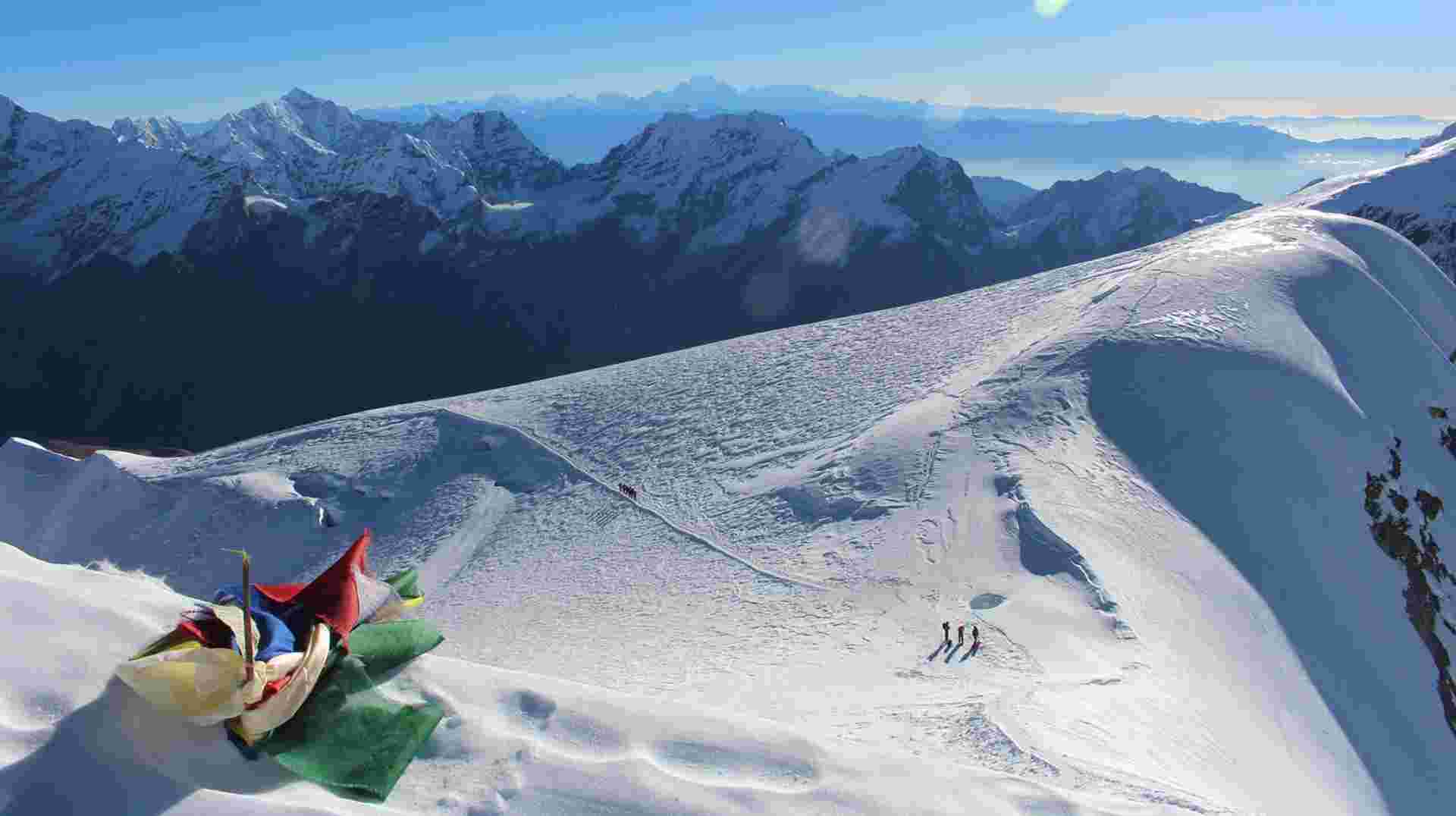 Mera Peak Climbing - 15 Days