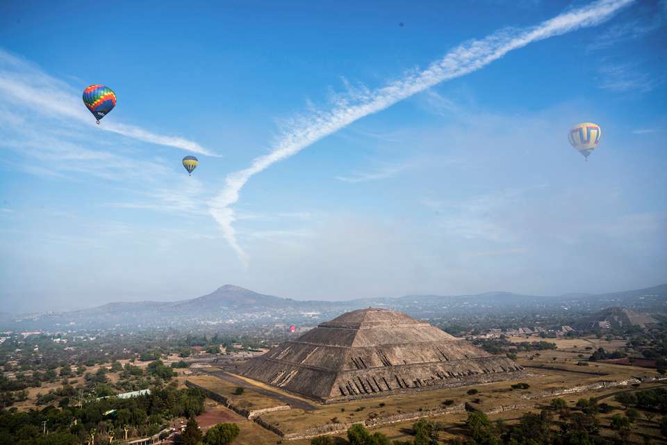 Mexican Fiesta - Contiki - Mexico