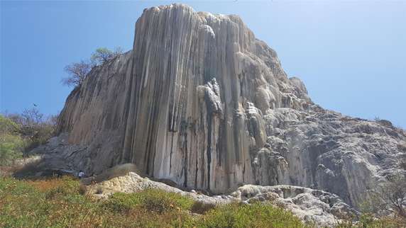 Image 4 of 5