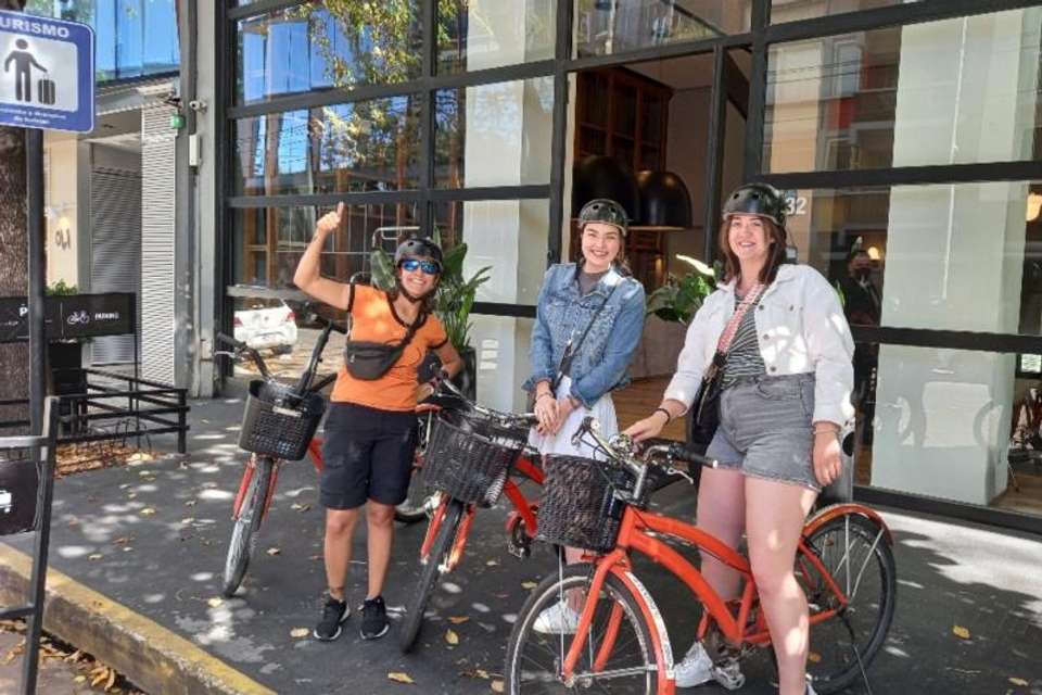 Migrants & Collectivities Bike Tour in Buenos Aires - Tangol Tours - Argentina - Image 4