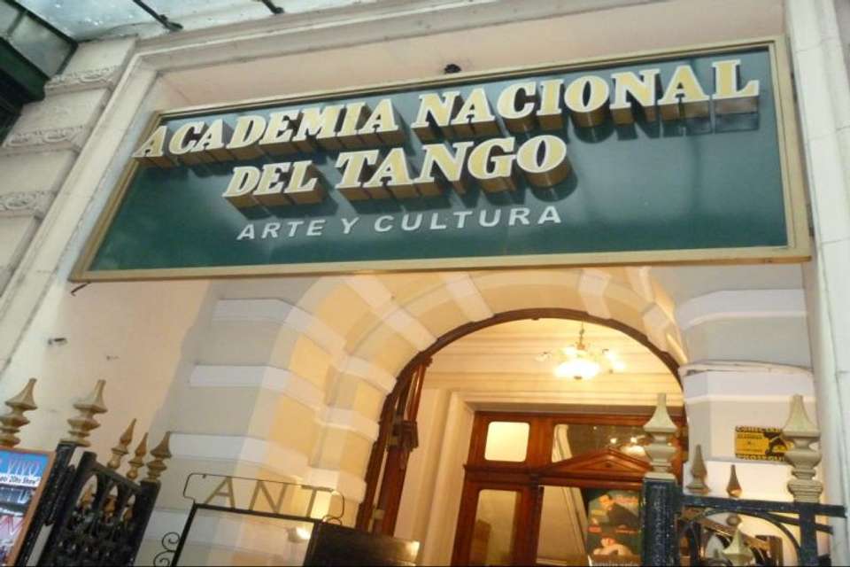 Milonga & Tango Day Tour - Tangol Tours - Argentina - Image 4