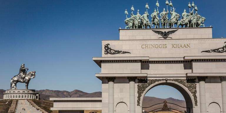 Mongolia Explorer Tour: Mongolia Encompassed: Naadam Festival